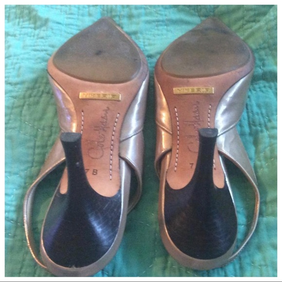 COLE HAAN POINTED TOE KITTEN HEEL SLING BACK 2” - Picture 5 of 6